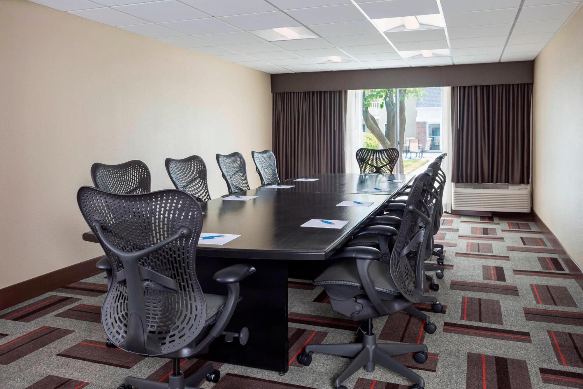 Four Points By Sheraton Buffalo Grove Bagian luar foto